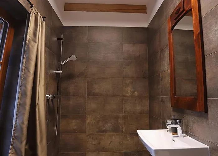 Clearpoint Apartment
